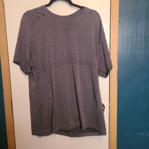 459  lululemon men's dark gray t-Shirt